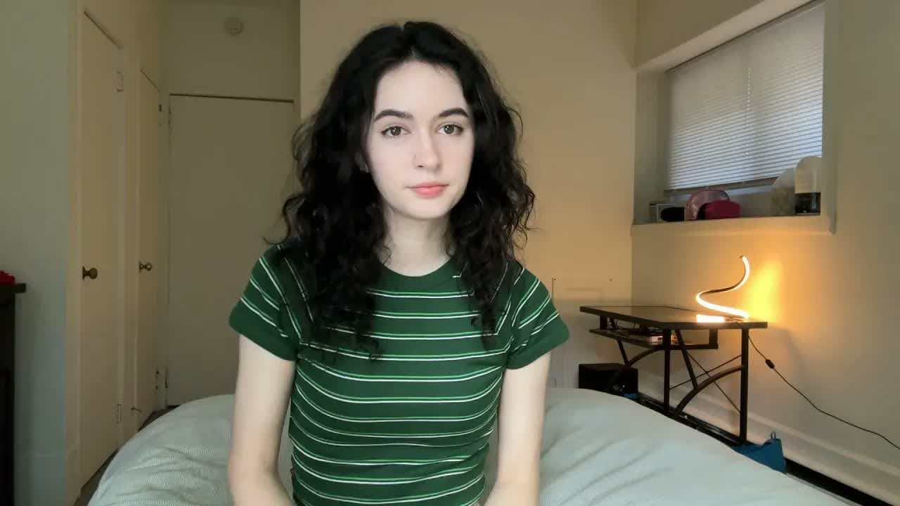 我没有朋友,但我过得更好